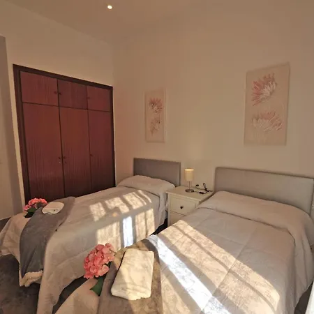 Centro Vistas Jardines Alcazar Free Parking جيريز