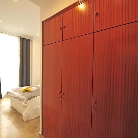 Centro Vistas Jardines Alcazar Free Parking *